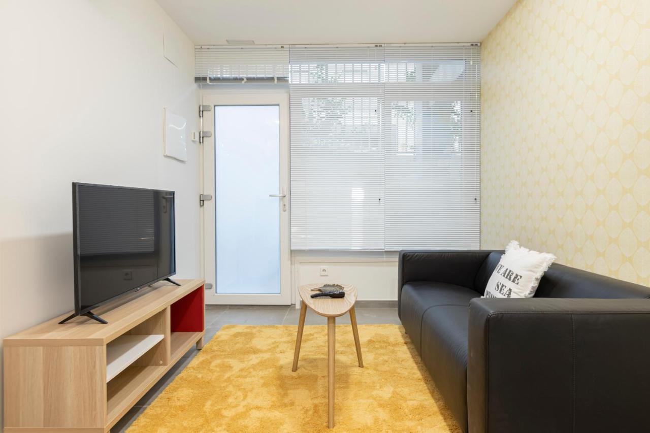 Ferienwohnung Dobo Madrid Anr1 Exterior foto